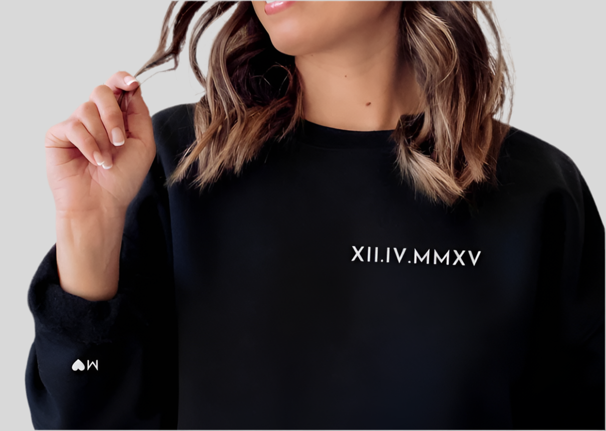 Sweat personnalisé couple date chiffres romains et initiales