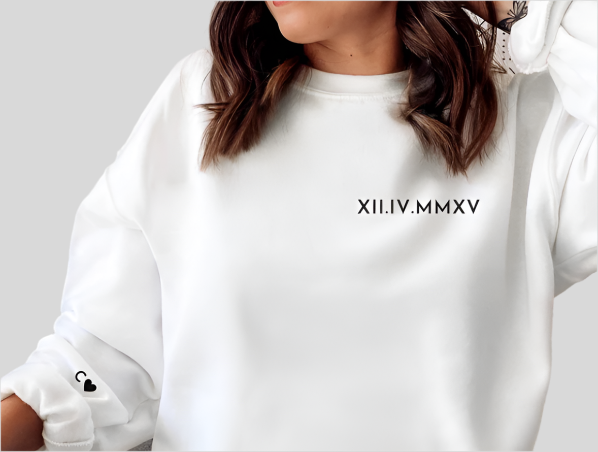 Sweat personnalisé couple date chiffres romains et initiales